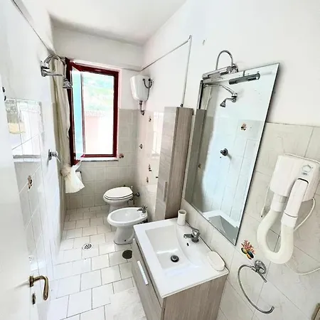 Вилла Con Terrazza Vista Mare *